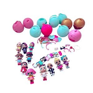 Lot of 11 LOL Dolls and 20+ Accessories